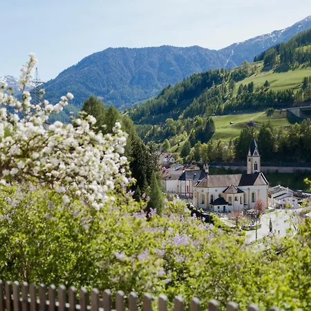 アパート Wohnen Auf Burg Trautson