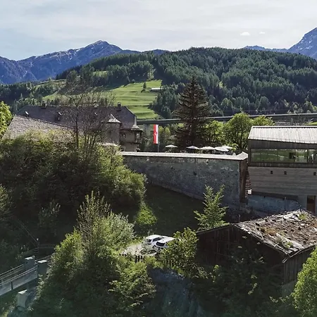 アパート Wohnen Auf Burg Trautson